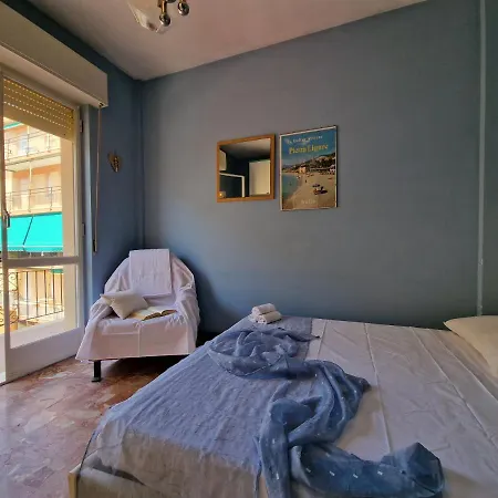 [p.zza Marconi] Bilocale Per La Al Mare Appartamento Pietra Ligure
