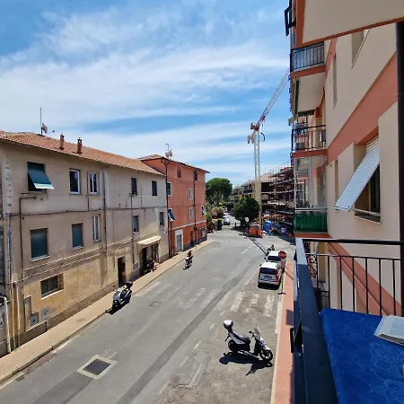 P.zza Marconi Bilocale Per La Al Mare Pietra Ligure