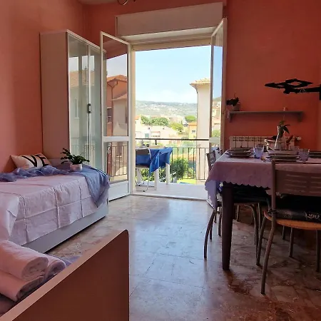 P.zza Marconi Bilocale Per La Al Mare Lägenhet